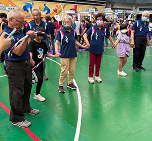 代間牽手情祖孫活力秀