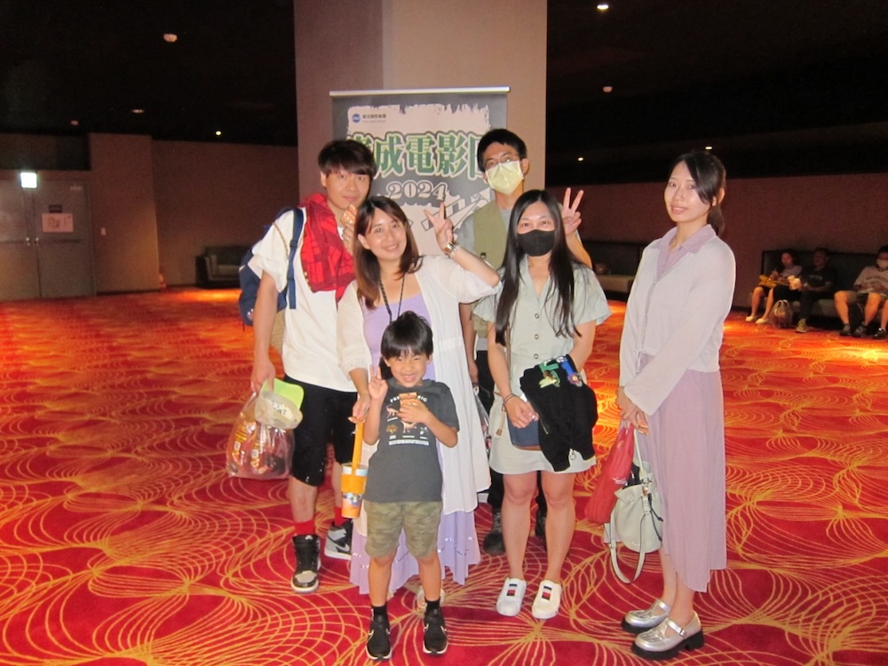 寶成國際集團電影日